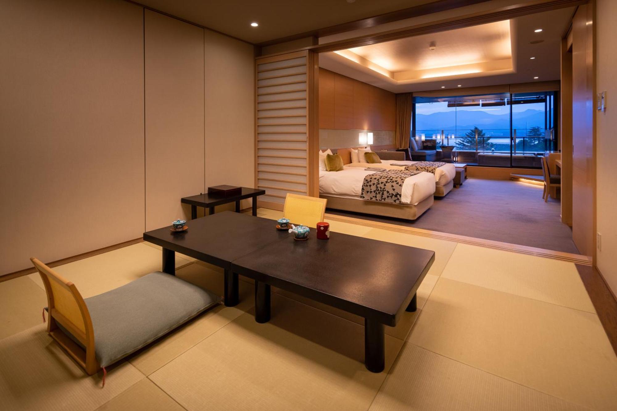 Miyajima Grand Hotel Arimoto Хацукаїті Екстер'єр фото