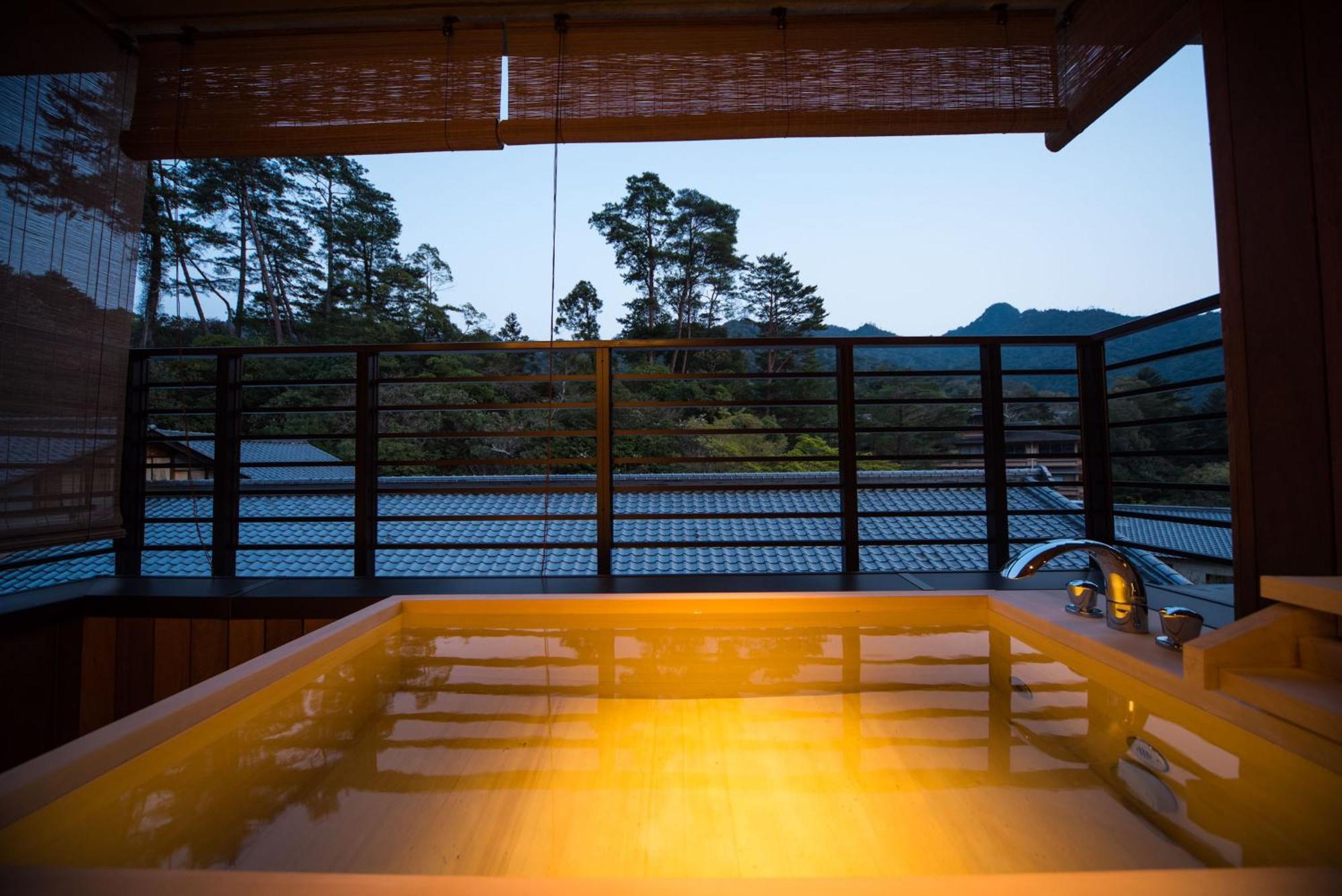 Miyajima Grand Hotel Arimoto Хацукаїті Екстер'єр фото